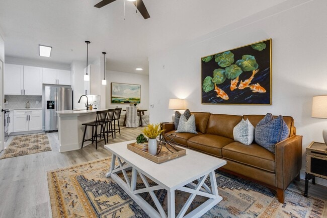 The Avenues at Verdier Pointe, Charleston, SC, Living Room - The Avenues at Verdier Pointe