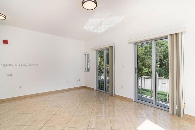 Photo - 694 NE 76th St Unit 2