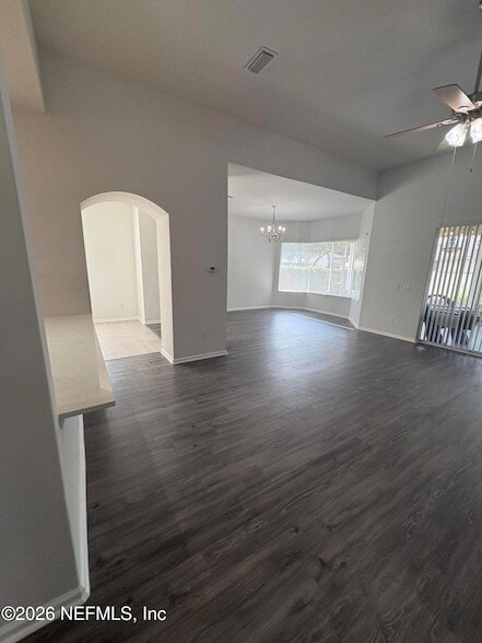 Photo - 86005 Maple Leaf Pl
