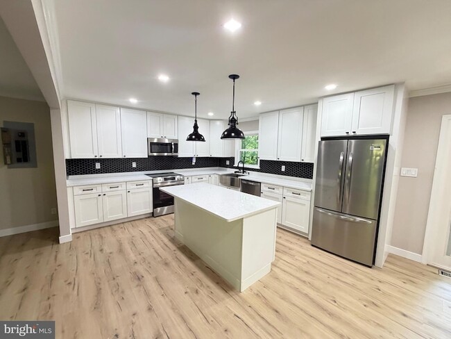 Photo - 1901 Ridge Rd