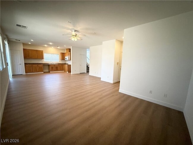 Photo - 11819 Magliana St