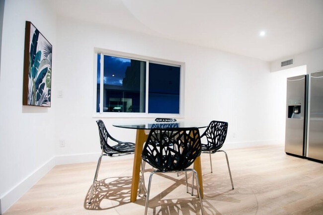 Photo - 3666 NE 168th St Unit SI ID1056502P