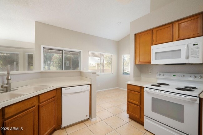 Photo - 8158 N 104th Ave