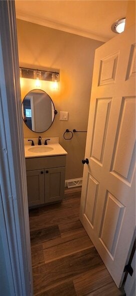 Photo - 914 W 2nd St