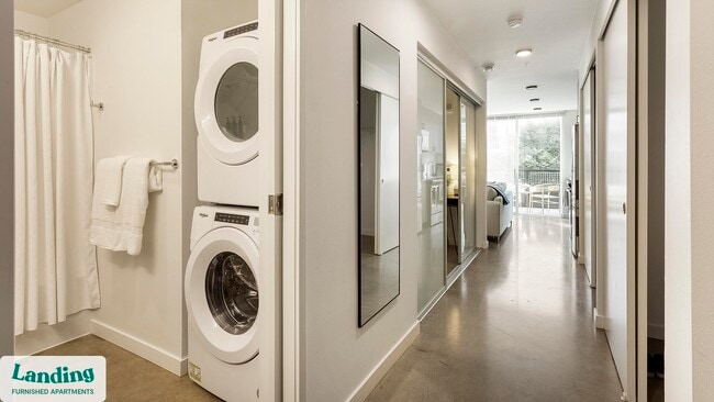 Building Photo - 2301 E Union St Unit B315.1411017