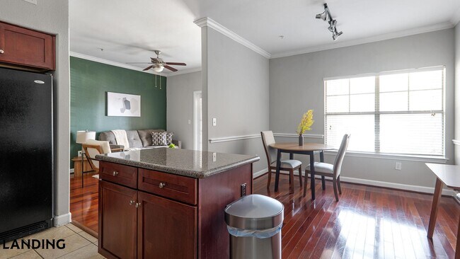Photo - 6500 Champion Grandview Way Unit 27109