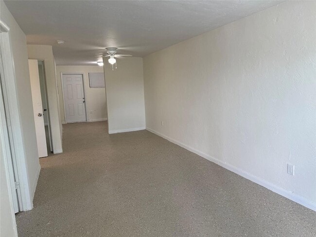 Photo - 2830 NW 15th Ct Unit A