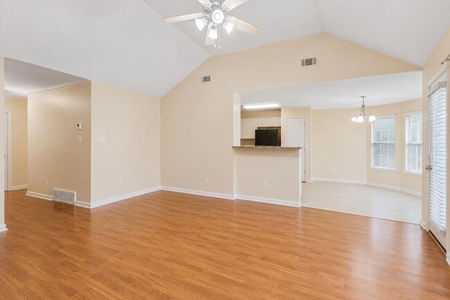Photo - 1654 Far Dr
