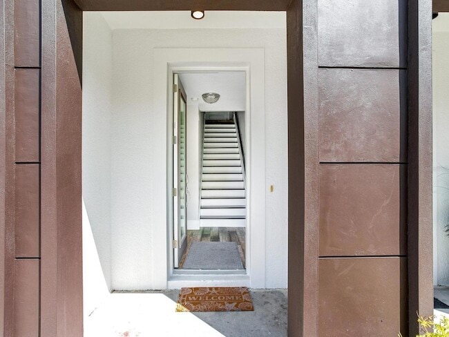 Photo - 156 175th Ave E