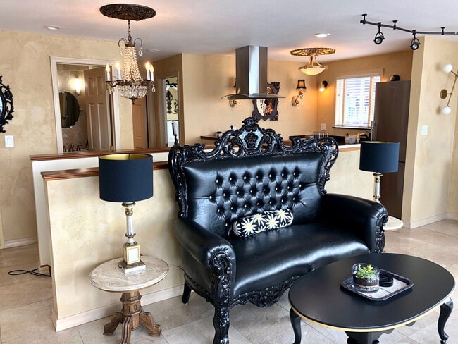 Building Photo - 4030 Beach Dr SW Unit ID1271728P