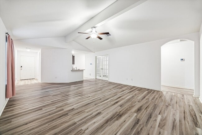 Photo - 517 Amberwood Pk Dr