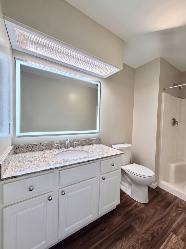 Building Photo - Keystone Lake Apartments