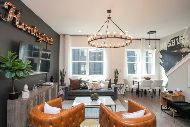 Photo - 1405 Napoleon St Unit ID1312339P