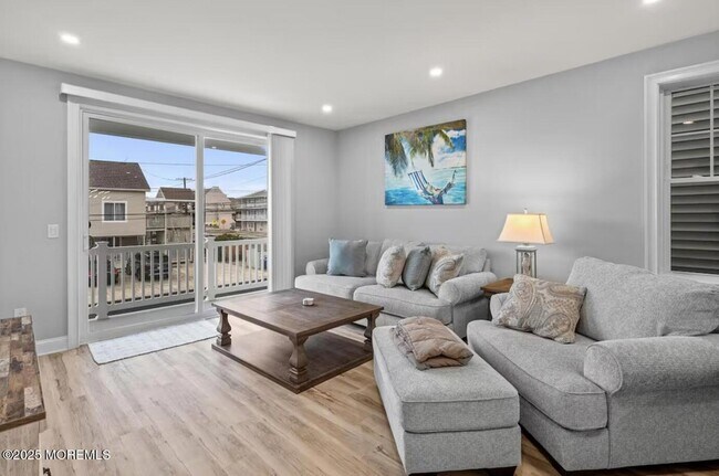 Photo - 205 Carteret Ave