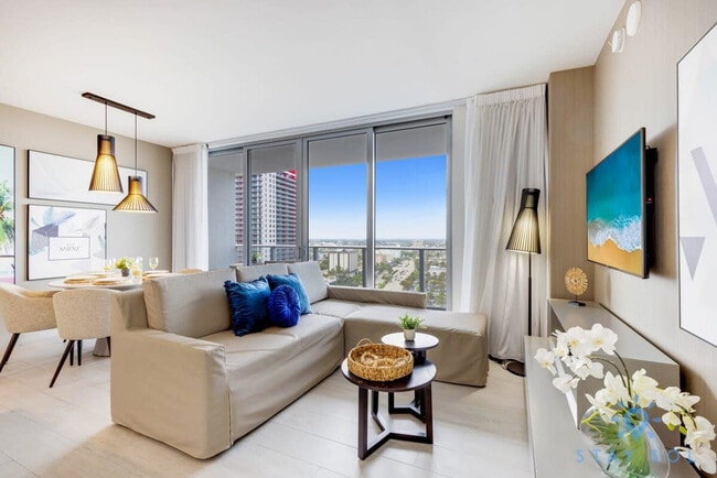 Building Photo - 4112 Jimmy Buffett Mem Hwy Unit ID1227206P