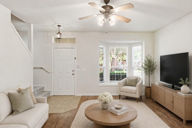 Photo - 7449 Danbridge Ln