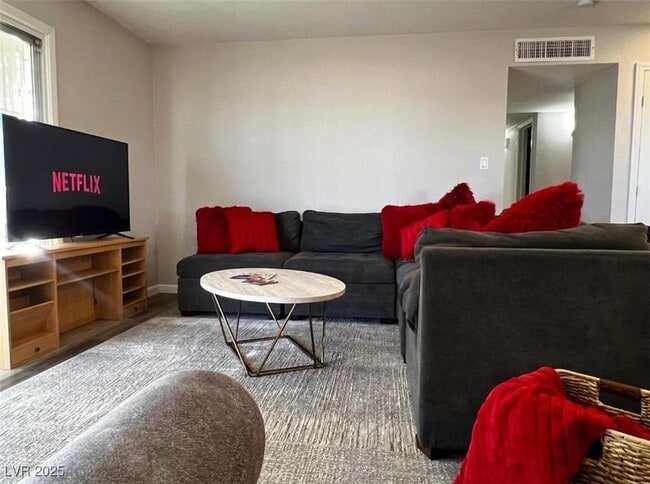 Photo - 6401 Evergreen Ave