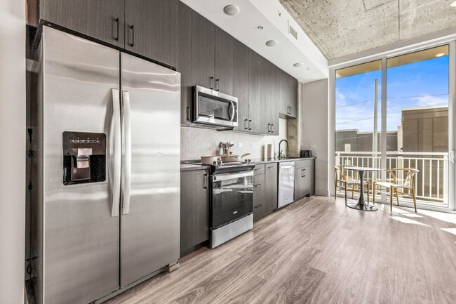 Photo - 617 N 12th St Unit ID1313936P