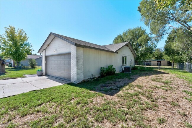 Photo - 13314 Briar Hollow Dr