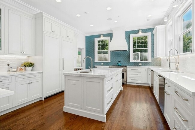Photo - 624 Timpson St