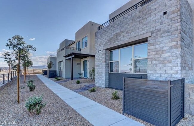 Photo - 1420 Song Lark Ln