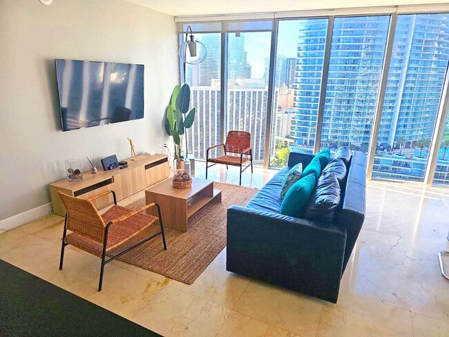 Photo - 485 Brickell Ave Unit FL27-ID1022276P