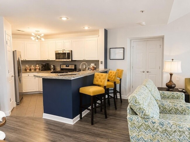 Photo - 18015 Kings Point Dr Unit L