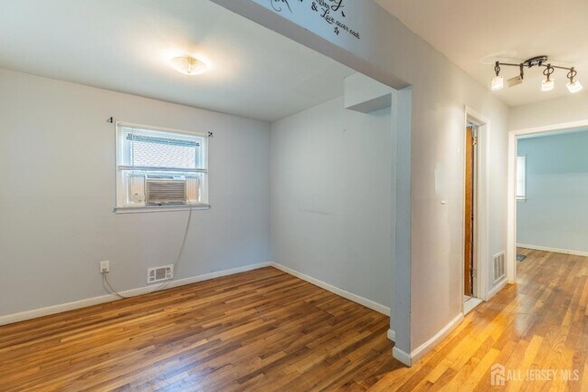 Photo - 111 Emerson St Unit 1