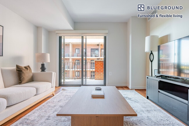 Photo - 2500 Clarendon Blvd Unit FL7-ID1168