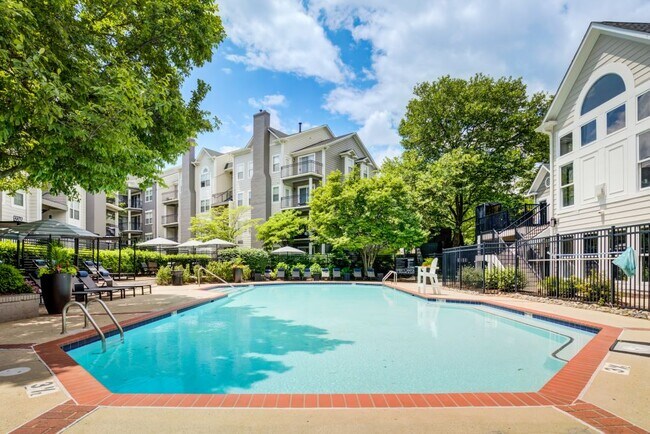 Building Photo - The Knoll at Fair Oaks