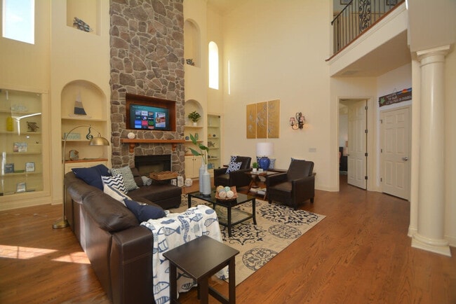 Building Photo - 58 Ocean St Unit ID1261616P