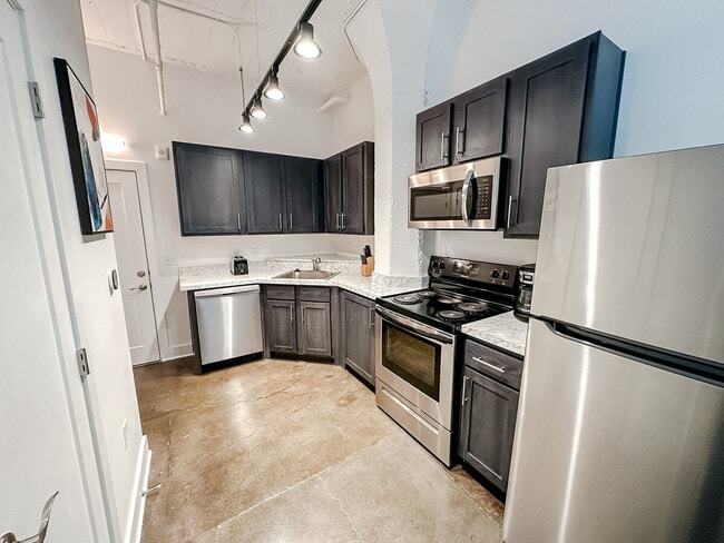 Photo - 701 E 2nd St N Unit ID1074455P