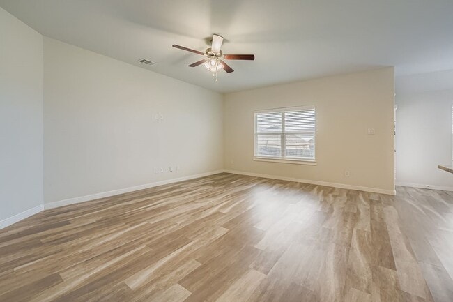 Photo - 6132 True Vine Rd