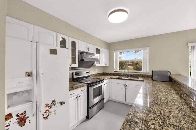 Photo - 4295 Coral Springs Dr