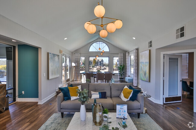 Clubhouse - The Weathersby at Station Circle