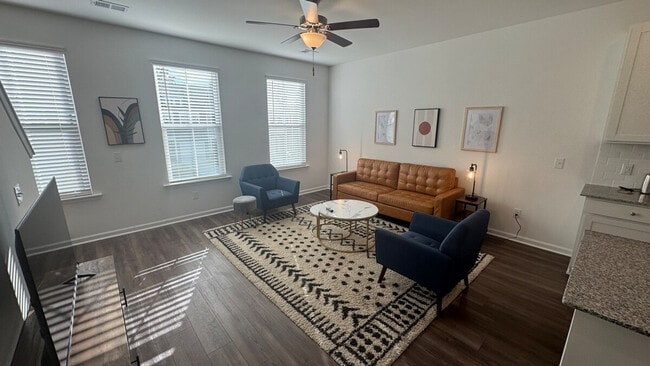 Photo - 145 Roxanne Dr Unit ID1344214P