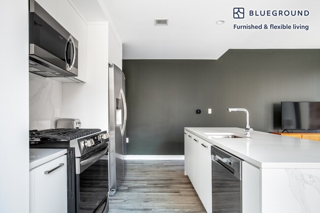 Photo - 949 1st St SE Unit FL4-ID268