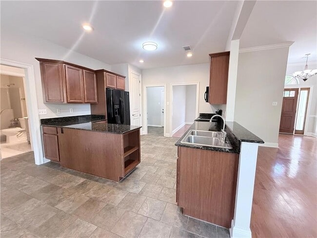 Photo - 1245 Sycamore Pl