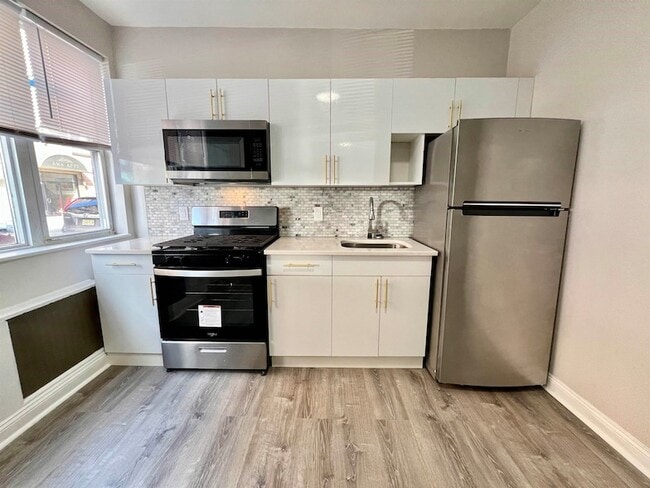 Photo - 6002 Hudson Ave Unit 1A