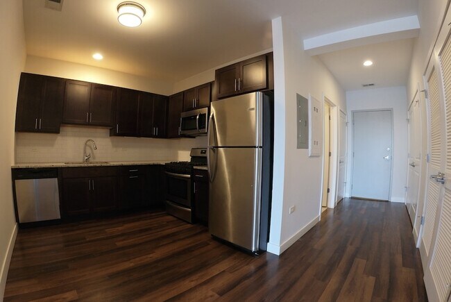 Photo - 4447 N Kedzie Ave Unit 505