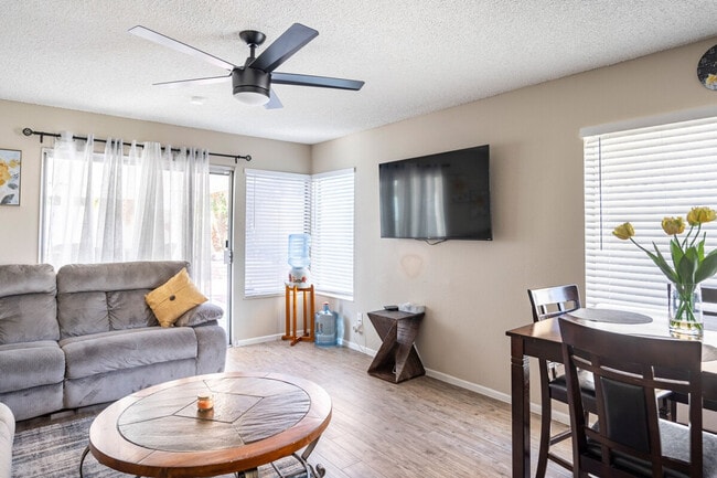Photo - 3833 E Reno Ave Unit SI ID1585222P