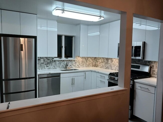 Photo - 2655 E 21st St Unit 2