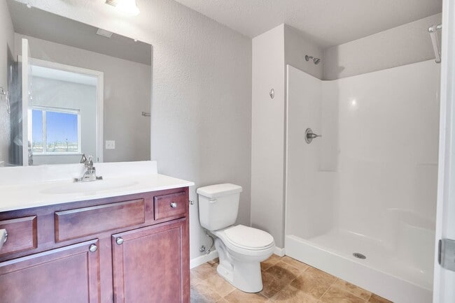 Photo - Cedar Hills Apartments