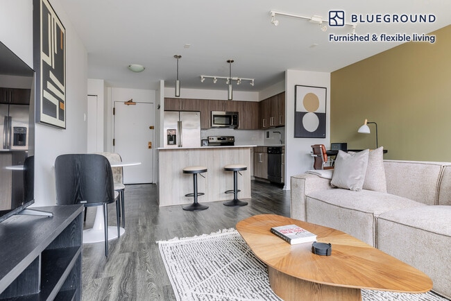 Photo - 901 S Ashland Ave Unit SI FL10-ID1385