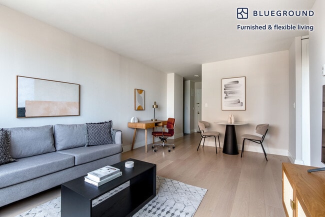 Photo - 215 E 95th St Unit FL33-ID1293