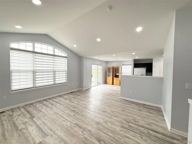Photo - 47515 Ormskirk Dr