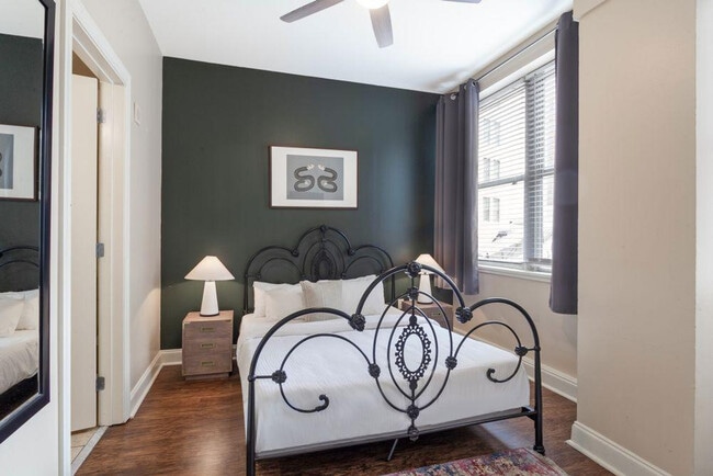 Photo - 925 Common St Unit ID1266906P