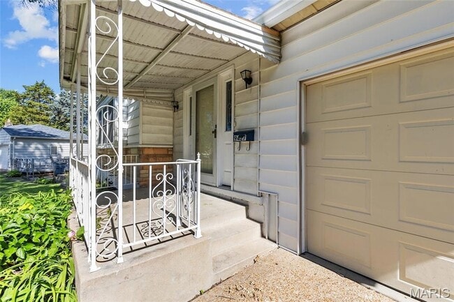 Photo - 9427 Atwood Dr