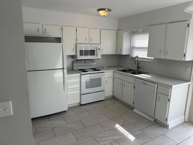 Photo - 4871 Dierker Rd