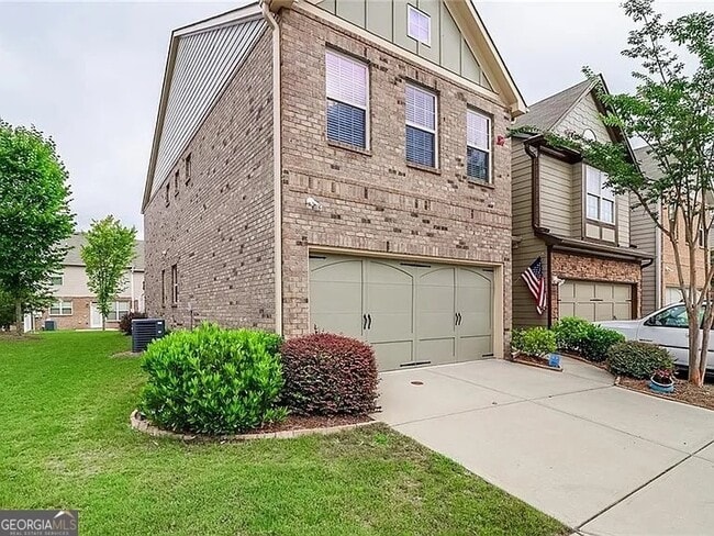 Photo - 2344 Attewood Dr